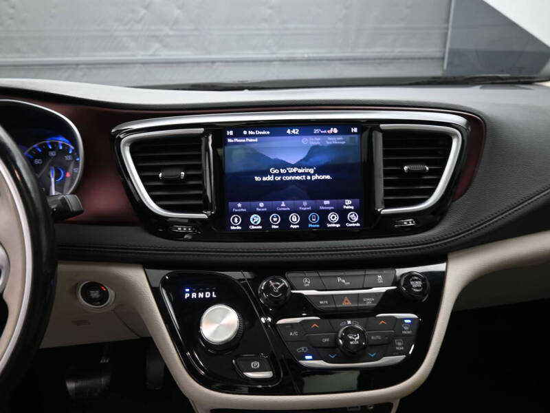 2020 Chrysler Pacifica Limited