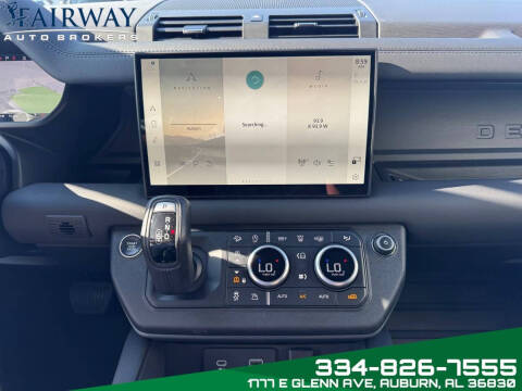 2024 Land Rover Defender 130 P400 X-Dynamic SE