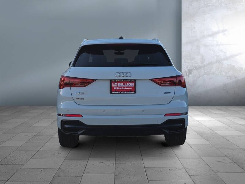 2020 Audi Q3 quattro S line Prem Plus 45 TFSI