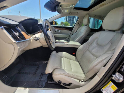 2017 Volvo S90 T5 Inscription