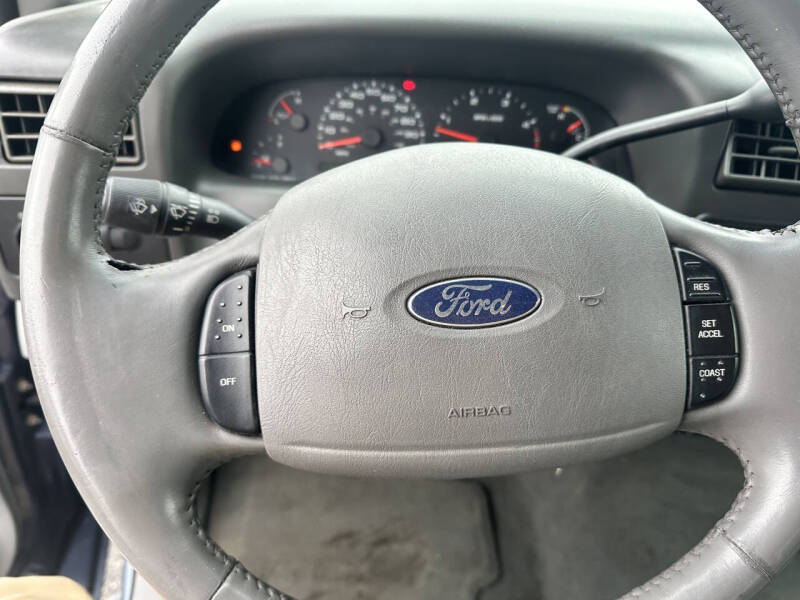 2004 Ford F-350 Super Duty Lariat