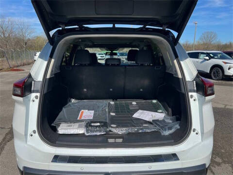 2025 Nissan Rogue SL