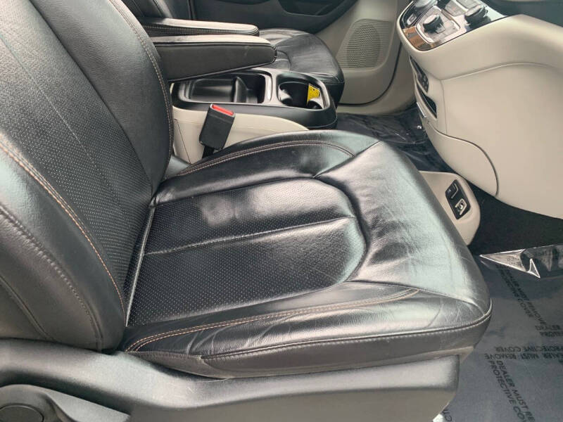 2018 Chrysler Pacifica Touring L