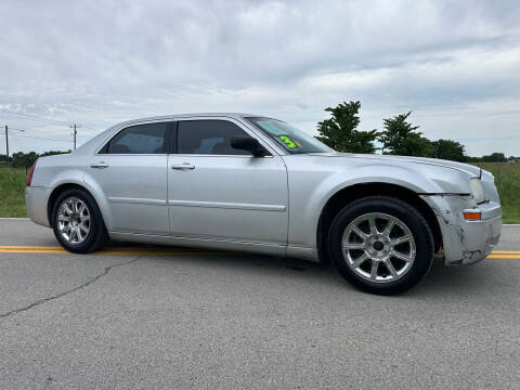 2006 Chrysler 300 for sale at ILUVCHEAPCARS.COM in Tulsa OK