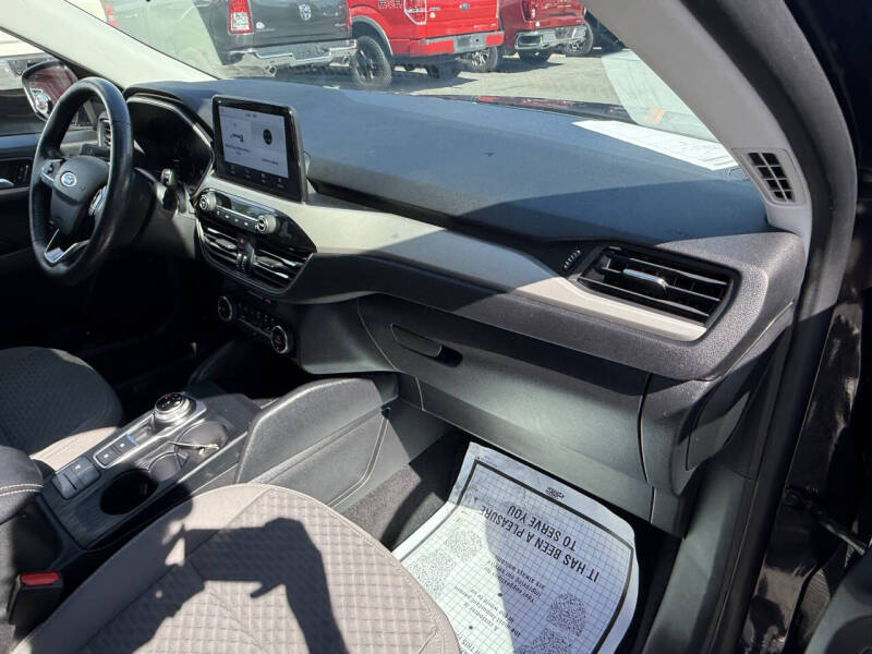 2021 Ford Escape SE