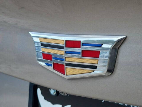 2023 Cadillac XT4 Luxury
