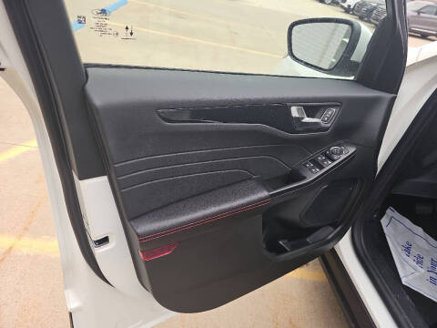 2025 Ford Escape ST-Line Select