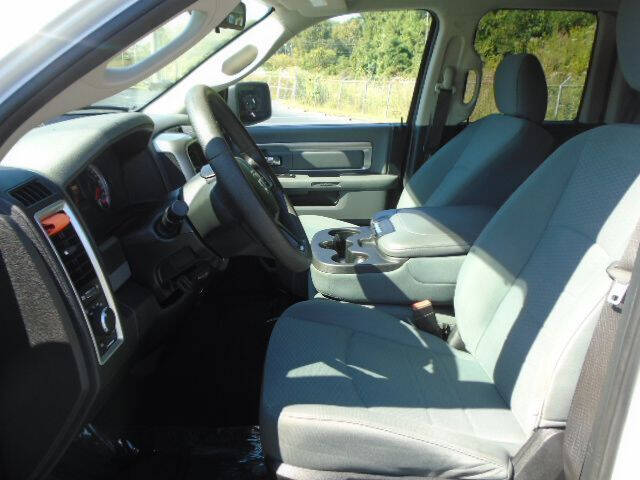 2016 RAM 1500 SLT