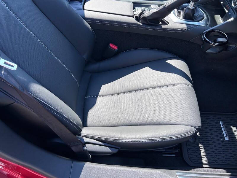 2024 Mazda MX-5 Miata RF Grand Touring