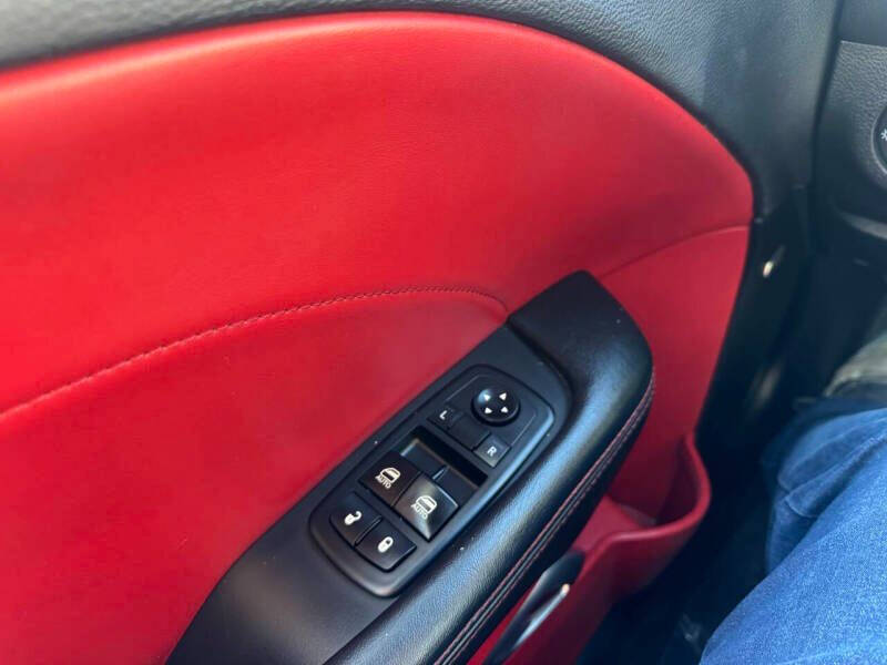 2017 Dodge Challenger R/T Plus