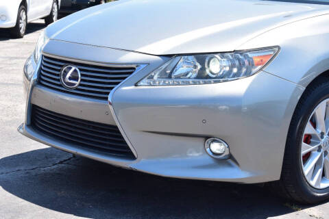 2015 Lexus ES 300h