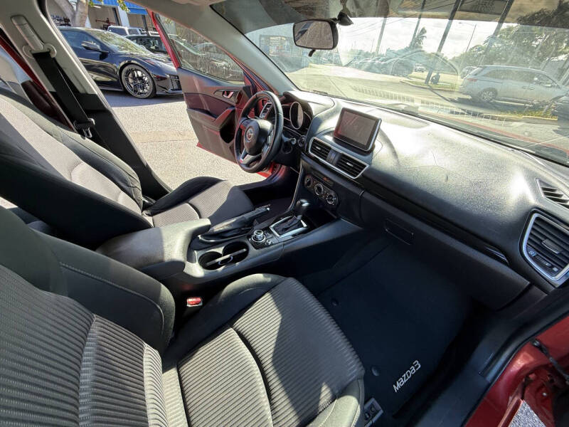 2015 Mazda MAZDA3 i Touring