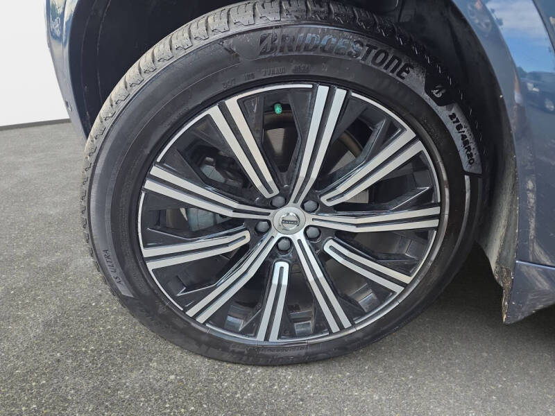 2023 Volvo XC90 B6 Plus Bright Theme 7P