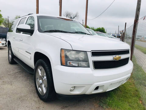 2011 Chevrolet Suburban for sale at Auto Finance La Meta in San Antonio TX