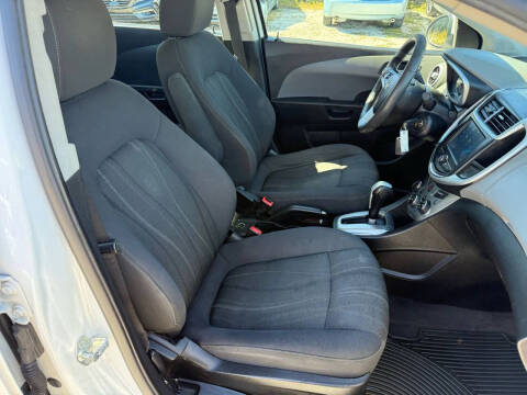 2017 Chevrolet Sonic LT Auto