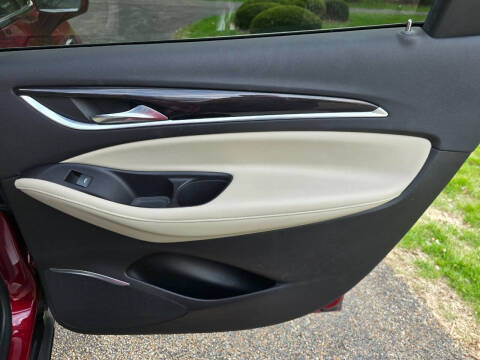 2019 Buick Enclave Essence