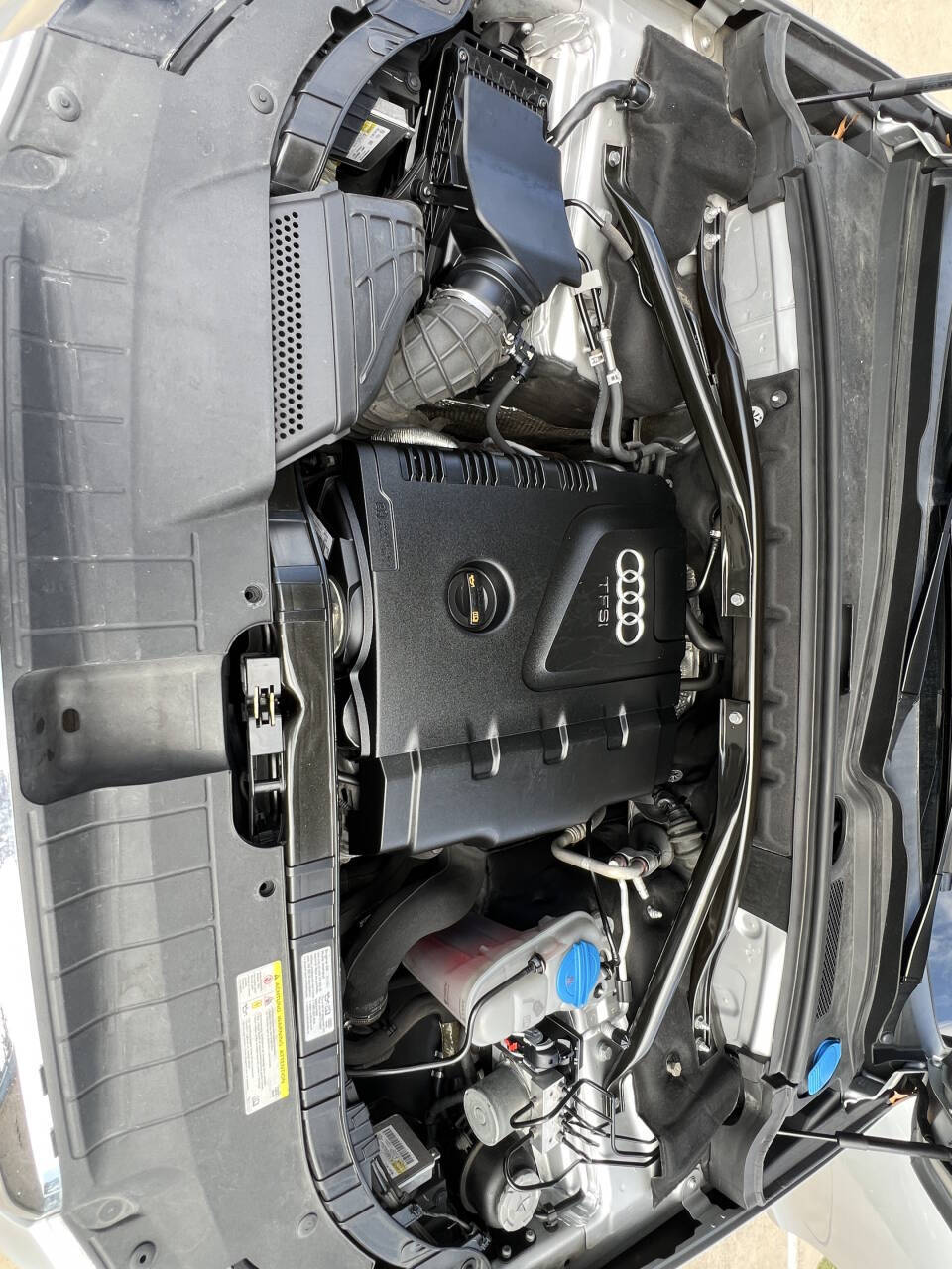 Used Car 2011 Audi Q5  2.0t Quattro Premium Plus Awd 4dr Suv For Sale Under $10,000 In Austin, Texas