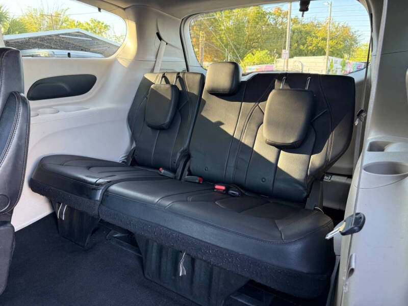 2019 Chrysler Pacifica Touring L