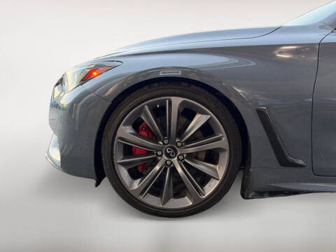 2022 Infiniti Q60 Red Sport 400