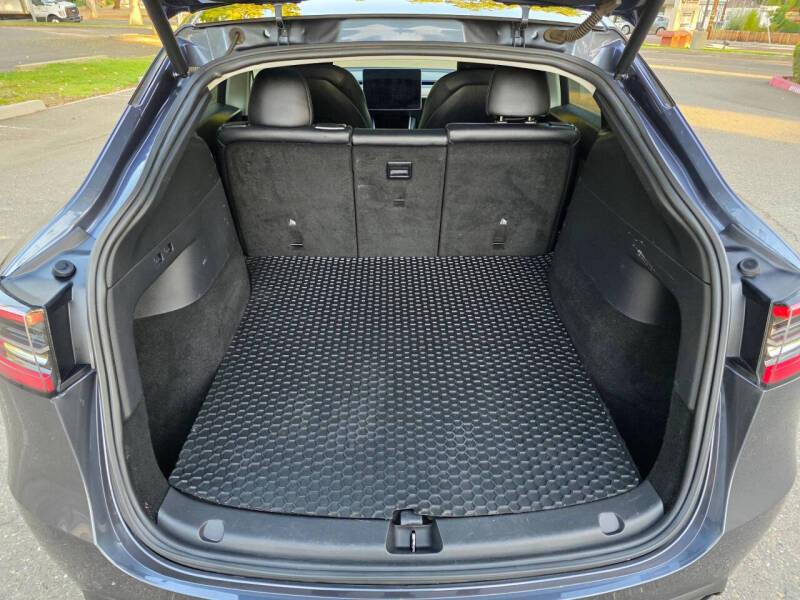 2020 Tesla Model Y Long Range