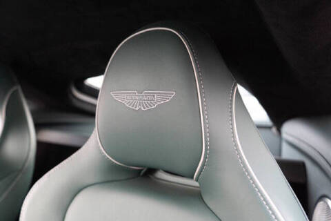 2025 Aston Martin Vantage