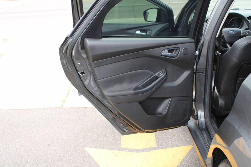 2018 Ford Focus Titanium