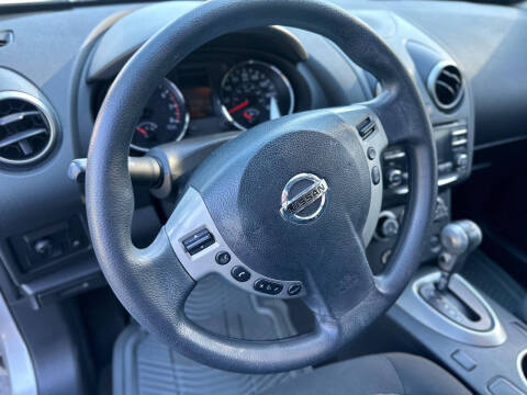 2014 Nissan Rogue Select S