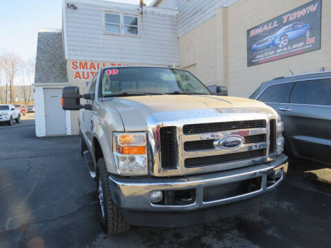 2010 Ford F-250 Super Duty for sale at Small Town Auto Sales in Hazleton PA