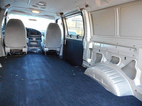 2008 Ford E-Series E-250