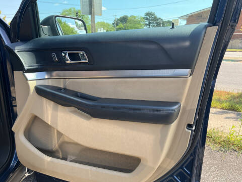 2016 Ford Explorer