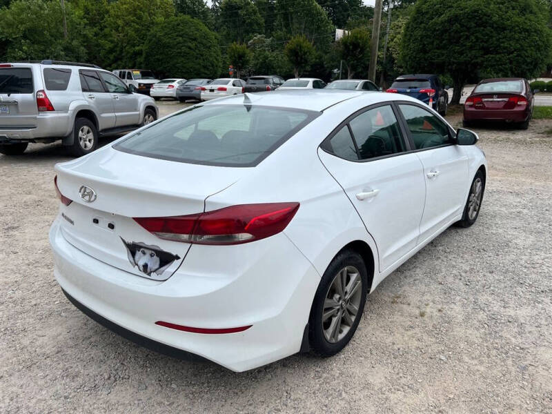 2018 Hyundai Elantra