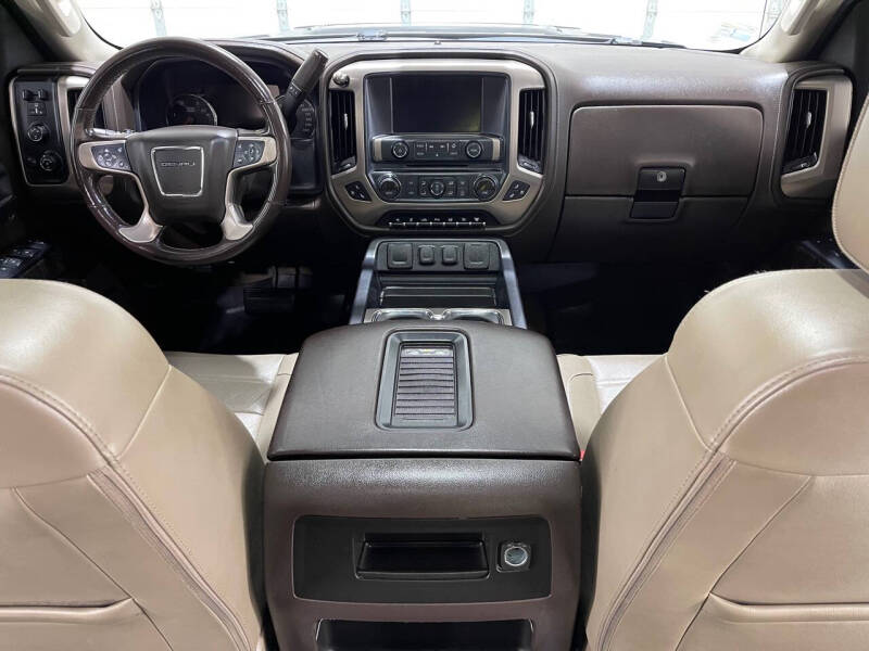 2016 GMC Sierra 2500HD Denali