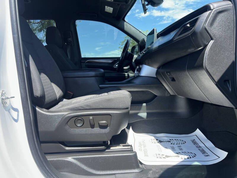 2022 GMC Yukon SLE