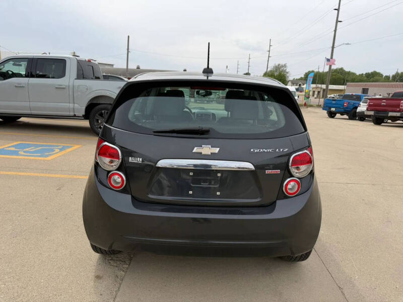 2015 Chevrolet Sonic LTZ Auto