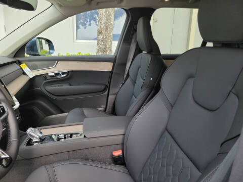 2026 Volvo XC90 B5 Core