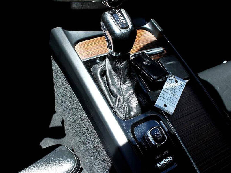 2019 Volvo XC60 T6 Momentum