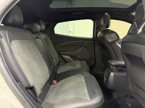 2022 Ford Mustang Mach-E GT