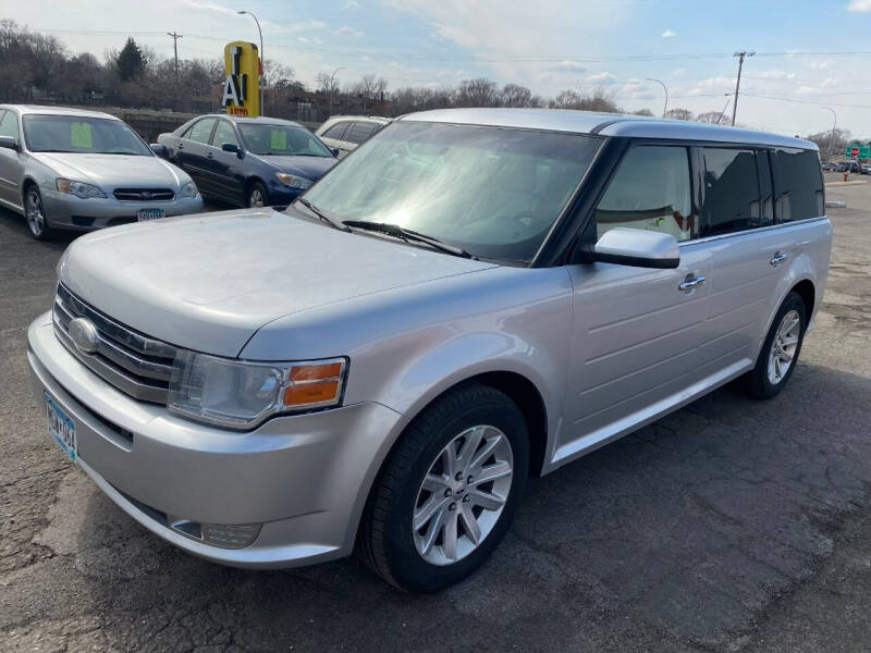 2012 Ford Flex for sale at Auto Tech Car Sales in Saint Paul MN