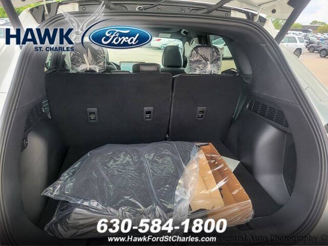 2024 Ford Escape ST-Line Select