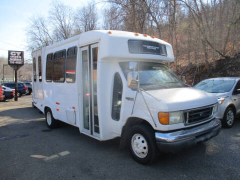 2005 Ford E-Series for sale at GT Auto Sales in Verona PA