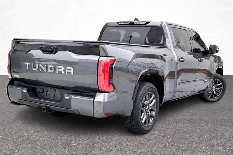 2023 Toyota Tundra Platinum HV