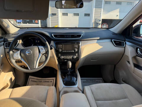 2016 Nissan Rogue S