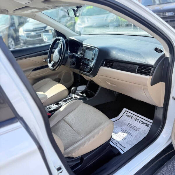 2016 Mitsubishi Outlander SEL