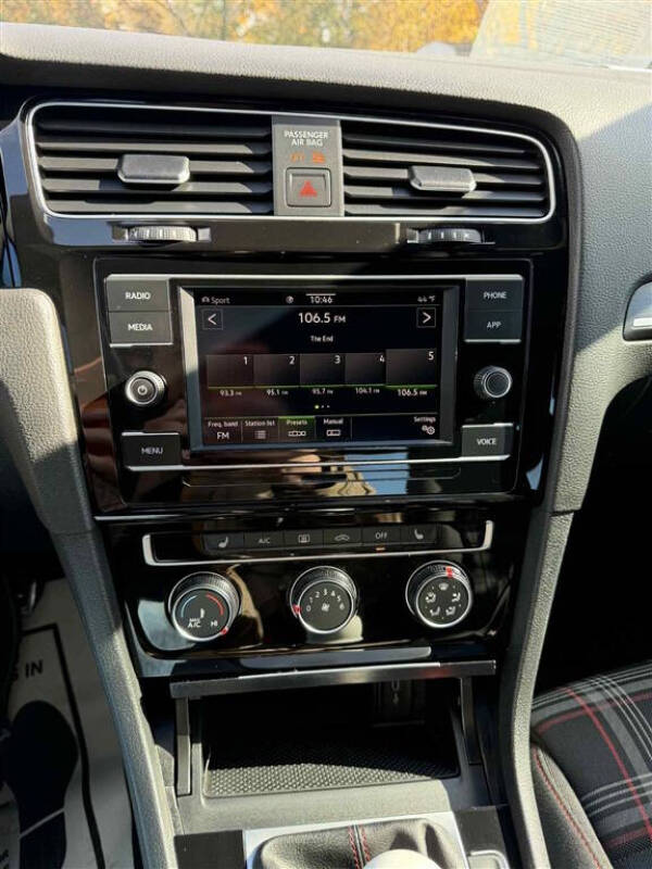 2021 Volkswagen Golf GTI