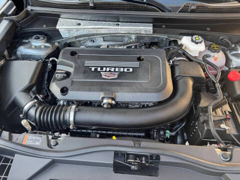 2025 Cadillac XT4 Premium Luxury