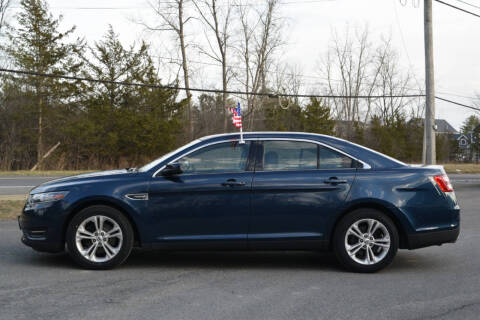 2016 Ford Taurus SEL