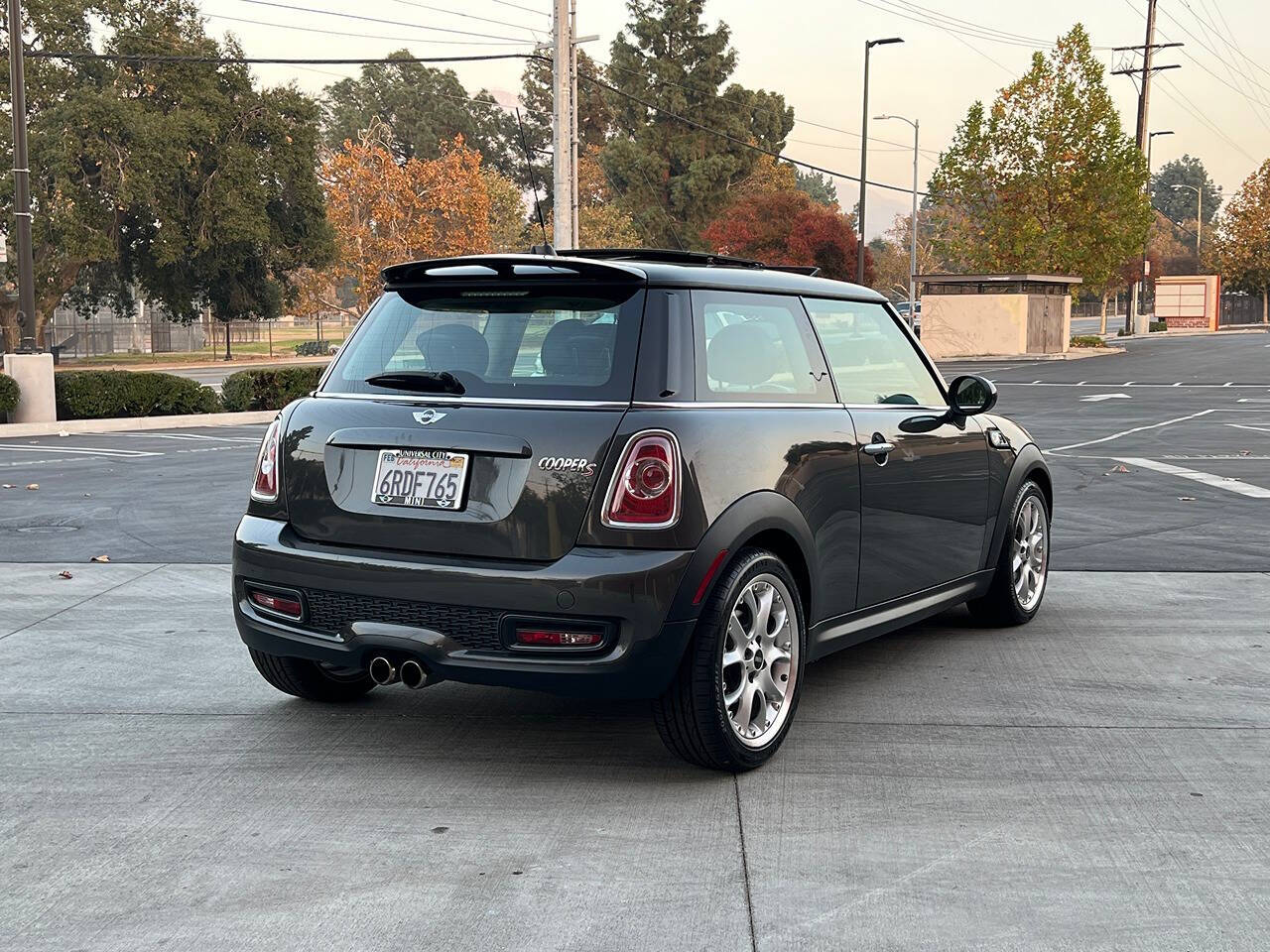 2011 MINI Cooper for sale at R&G Auto Sales in Tujunga, CA