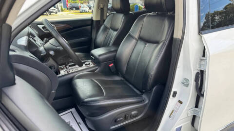 2018 Nissan Pathfinder Platinum