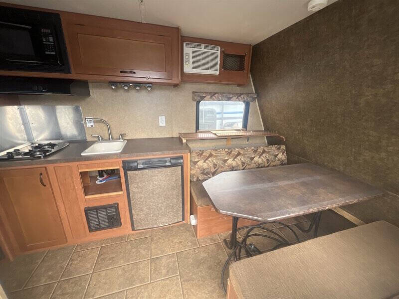 2014 Forest River Wolf Pup 16 BH