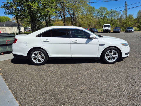 2013 Ford Taurus SEL